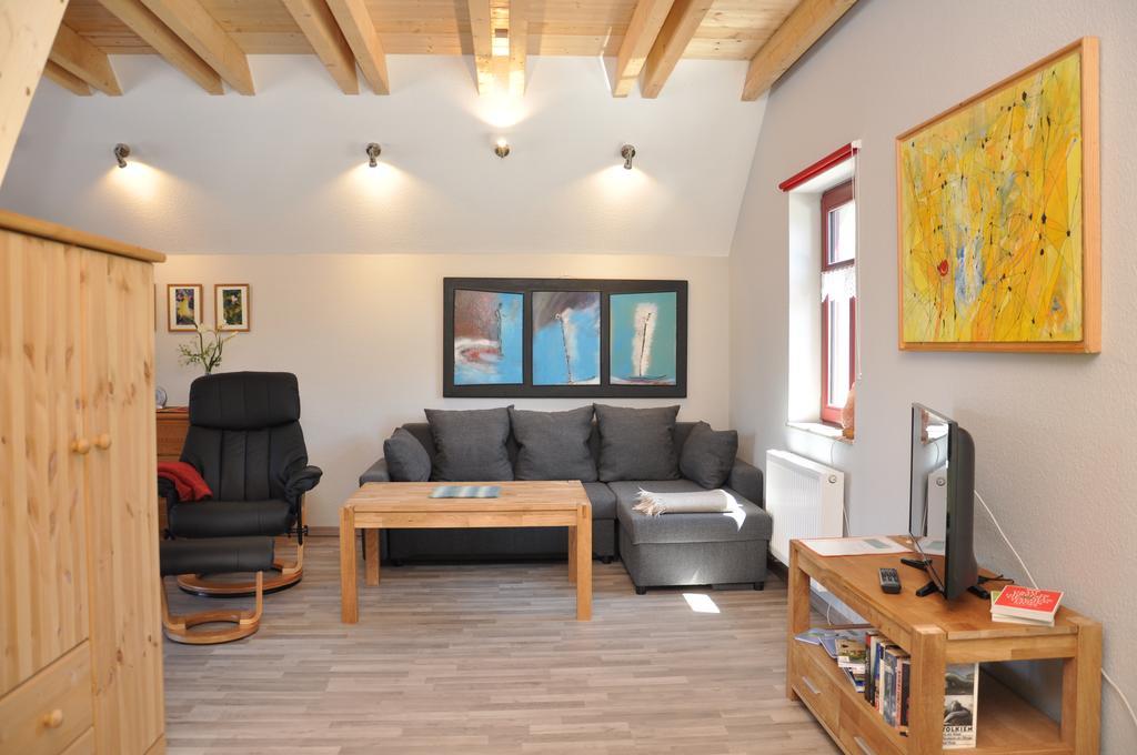 Cafe Landart Im Thueringer Finistere Apartment Plaue  Bilik gambar