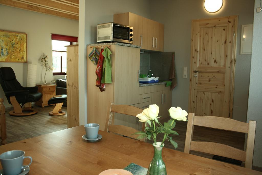 Cafe Landart Im Thueringer Finistere Apartment Plaue  Bilik gambar