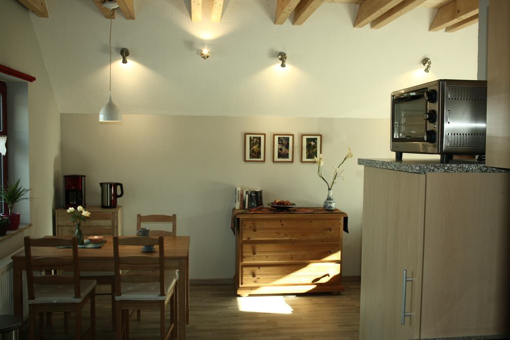 Cafe Landart Im Thueringer Finistere Apartment Plaue  Bilik gambar